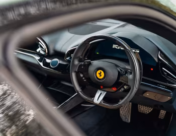 Интерьер Ferrari Purosangue [UK-spec] '2023–н.в.