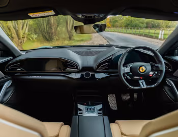 Торпедо Ferrari Purosangue [UK-spec] '2023–н.в.