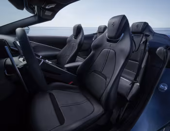 内饰 Ferrari Roma Spider [Worldwide] (F169A) '2023–26