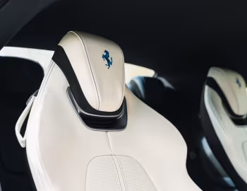 Интерьер Ferrari Roma Spider [UK-spec] (F169A) '2023–26
