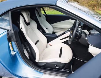 Интерьер Ferrari Roma Spider [UK-spec] (F169A) '2023–26