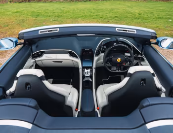 Интерьер Ferrari Roma Spider [UK-spec] (F169A) '2023–26