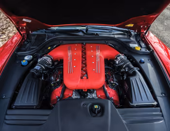 Под капотом Ferrari SA Aperta [North America] (#182788) '2011
