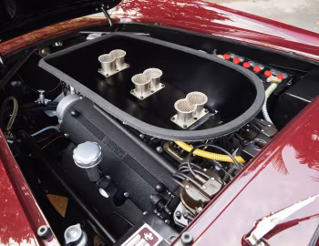 Sous la capuche Ferrari 250 GT California Passo Lungo (fari coperti) (#1203GT) '01.1959