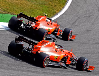 Ferrari SF90 (670) '2019