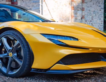 Ferrari SF90 Spider [UK-spec] (F173A) '2021–н.в.