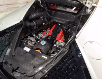 Под капотом Ferrari SF90 Stradale [North America] (F173) '2020–н.в.