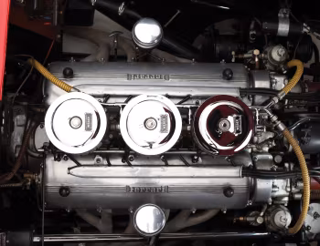 Sous la capuche Ferrari 225 S Berlinetta (#0170ET) '04.1952