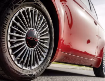 Fiat (500)ᴿᴱᴰ [Worldwide] (332) '2021–25