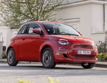 Fiat (500)ᴿᴱᴰ [Worldwide] (332) '2021–25