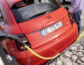 Fiat (500)ᴿᴱᴰ [Worldwide] (332) '2021–25