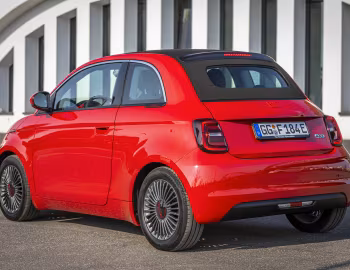 Fiat (500)ᴿᴱᴰ Cabrio (332) '2021–25