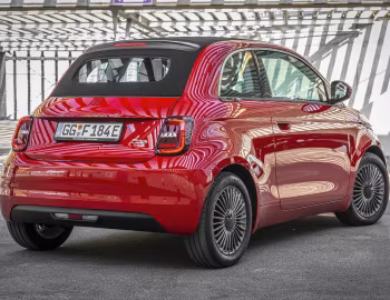 Fiat (500)ᴿᴱᴰ Cabrio (332) '2021–25