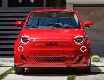 2024–pr. Fiat (500e)ᴿᴱᴰ [North America] (332) '2024–pr.