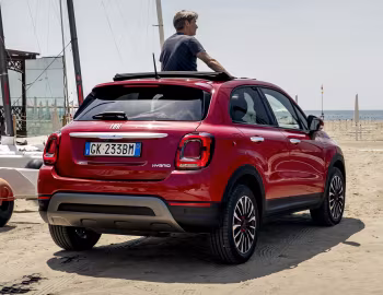 Fiat (500X)ᴿᴱᴰ Dolcevita Hybrid (334) '2022