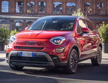Fiat (500X)ᴿᴱᴰ Dolcevita Hybrid (334) '2022
