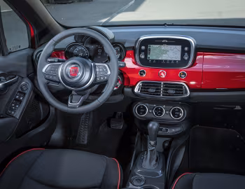 Panel frontal Fiat (500X)ᴿᴱᴰ Dolcevita Hybrid (334) '2022