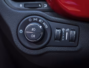 Interior Fiat (500X)ᴿᴱᴰ Dolcevita Hybrid (334) '2022