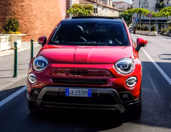 Fiat (500X)ᴿᴱᴰ Dolcevita Hybrid (334) '2022