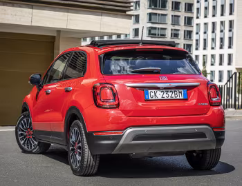Fiat (500X)ᴿᴱᴰ Dolcevita Hybrid (334) '2022