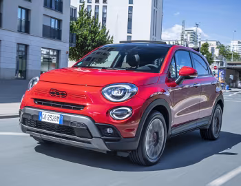 Fiat (500X)ᴿᴱᴰ Dolcevita Hybrid (334) '2022