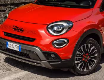 Fiat (500X)ᴿᴱᴰ Hybrid (334) '2022