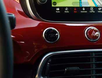Interior Fiat (500X)ᴿᴱᴰ Hybrid (334) '2022