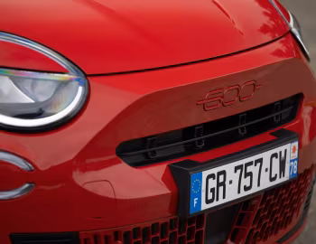 Châssis Fiat (600e)ᴿᴱᴰ [Worldwide] (365) '2023–25