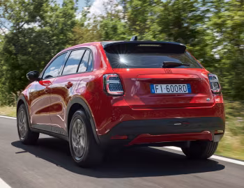 Fiat (600e)ᴿᴱᴰ [Worldwide] (365) '2023–25