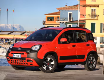 Fiat (Panda)ᴿᴱᴰ Hybrid (319) '2022–23