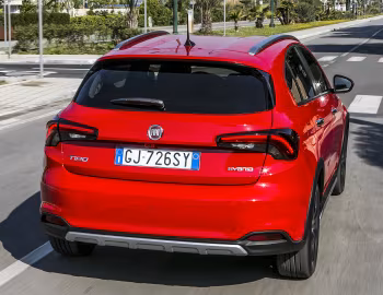 Fiat (Tipo)ᴿᴱᴰ Cross Hybrid (357) '2022–23