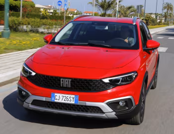 Fiat (Tipo)ᴿᴱᴰ Cross Hybrid (357) '2022–23