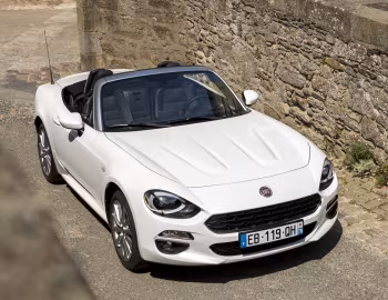 Fiat 124 Spider [Worldwide] (348) '2016–19