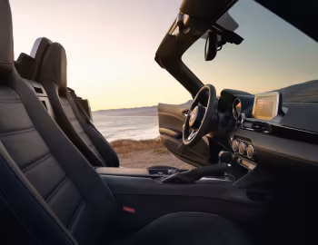 Intérieur 2017–20 Fiat 124 Spider Lusso [North America] (348) '2016–20