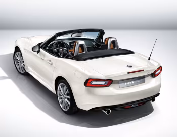 Fiat 124 Spider [Worldwide] (348) '2016–19