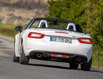 Fiat 124 Spider [Worldwide] (348) '2016–19