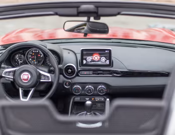 Panel frontal Fiat 124 Spider "Europa" (348) '2017