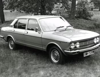 Fiat 132 GLS [UK-spec] '1974–77
