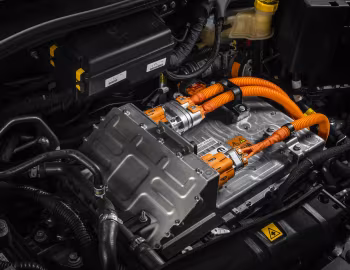 Bajo el capó Fiat 500e [Latam] (332) '2021–pr.