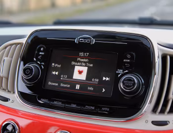 中控台 Fiat 500 [UK-spec] (312) '2015–20