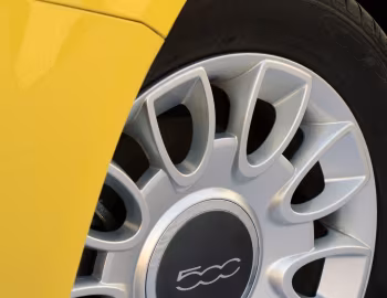 Fiat 500 Lounge [UK-spec] (312) '2008–15
