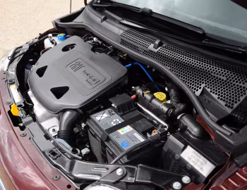 Sous la capuche Fiat 500 [UK-spec] (312) '2015–20