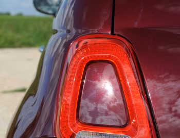 Fiat 500 [UK-spec] (312) '2015–20