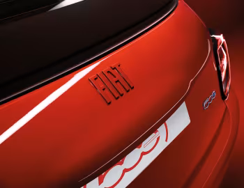 Fiat (500)ᴿᴱᴰ Cabrio (332) '2021–25
