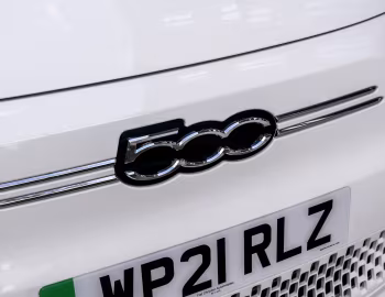 Fiat 500 [UK-spec] (332) '2021–pr.
