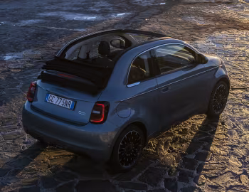Fiat 500 Cabrio [Worldwide] (332) '2020–pr.