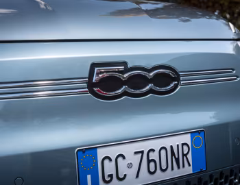 Fiat 500 Cabrio [Worldwide] (332) '2020–pr.