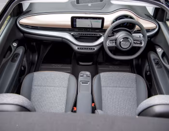 Intérieur Fiat 500 Cabrio [UK-spec] (332) '2021–pr.