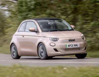 Fiat 500 Cabrio [UK-spec] (332) '2021–pr.