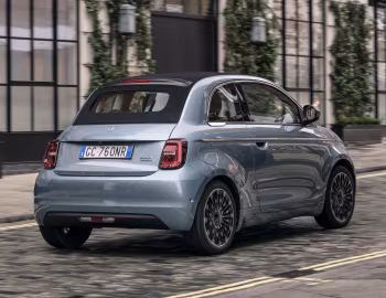 Fiat 500 Cabrio [Worldwide] (332) '2020–pr.